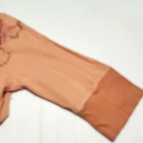 Gypsy Pink Peachy Botanical Floral Quarter Buttoned Fitted Sweater Top - Picture 6 of 10